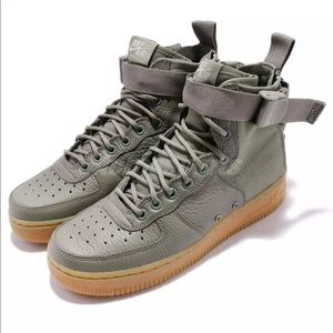NEED GONE Nike Women SF 1 Mid Special Field Air Force 1